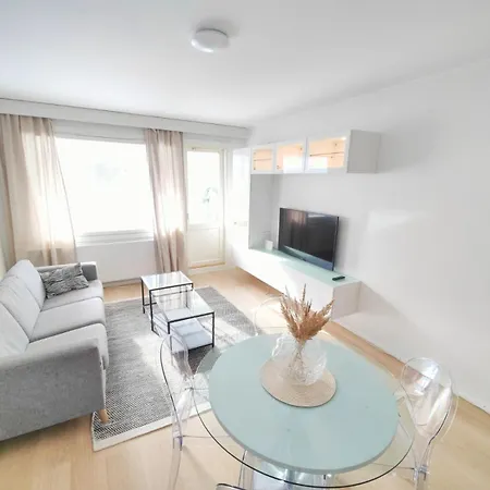 A Two-bedroom With Glazed Balcony Appartamento